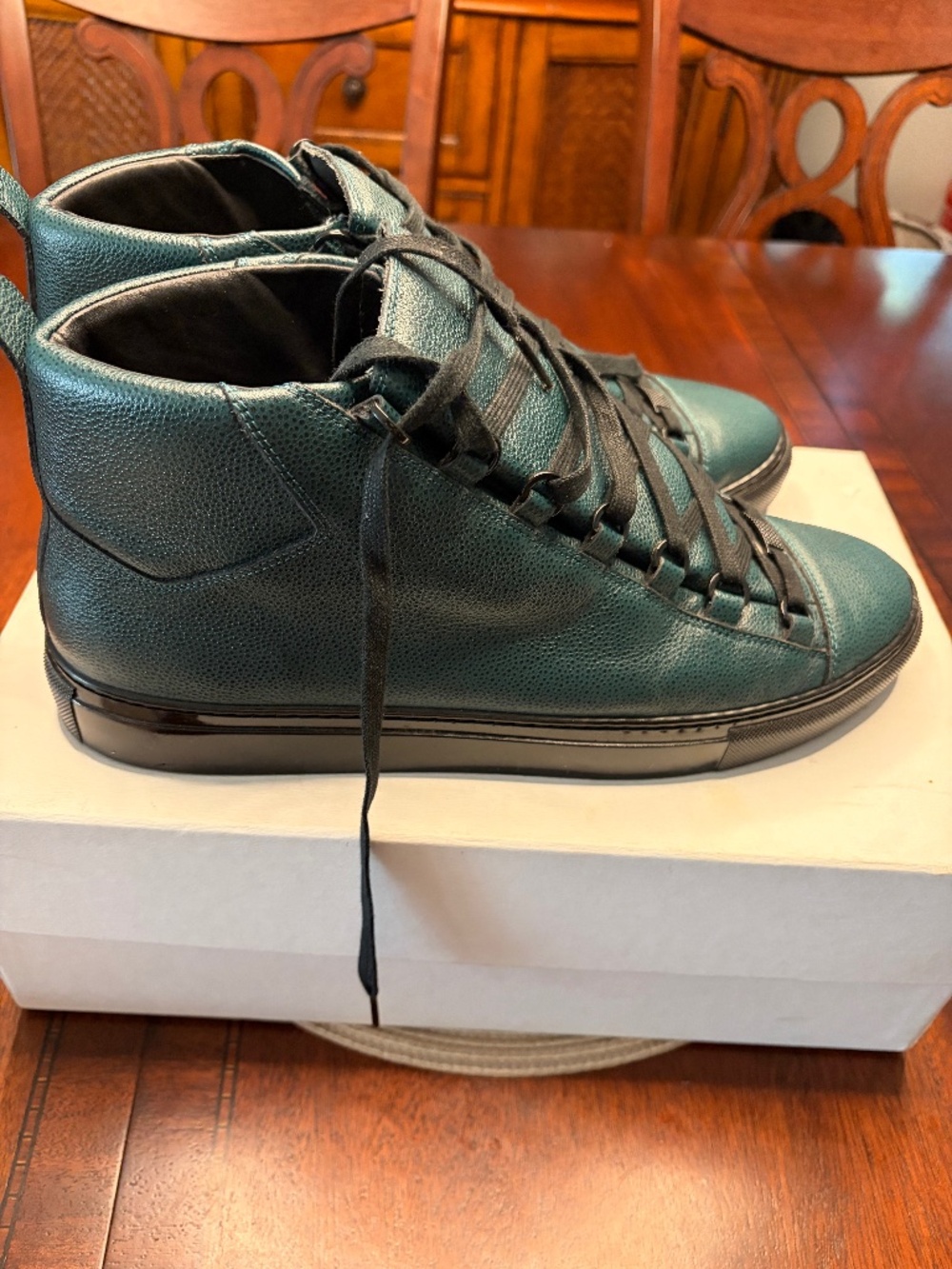 Balenciaga Pelle Sneakers